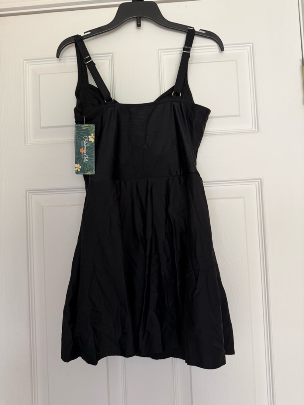 Elegant Black One-Piece Swimdress with Skirt - Picture 3 of 6